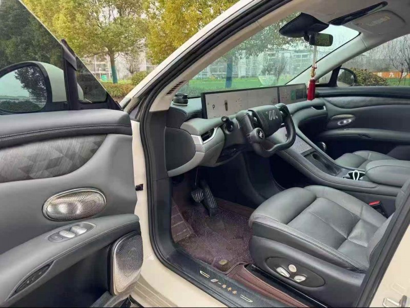 淮安24年智己LS66