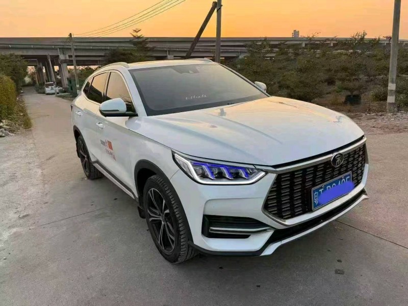 中山21年比亚迪宋2