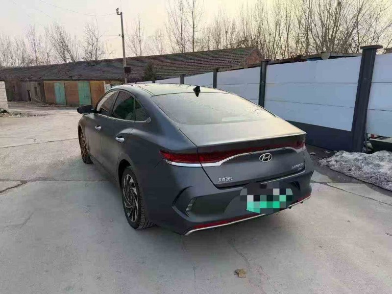 东营21年现代菲斯塔8