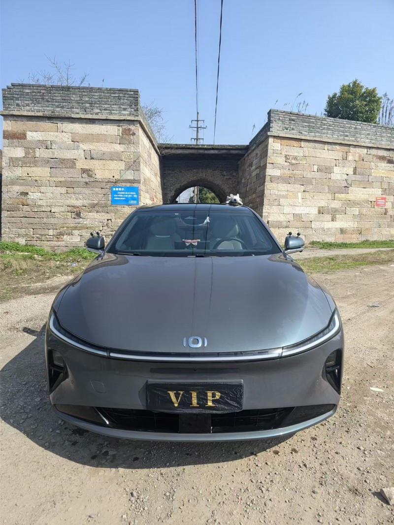 绍兴25年长安汽车启源1