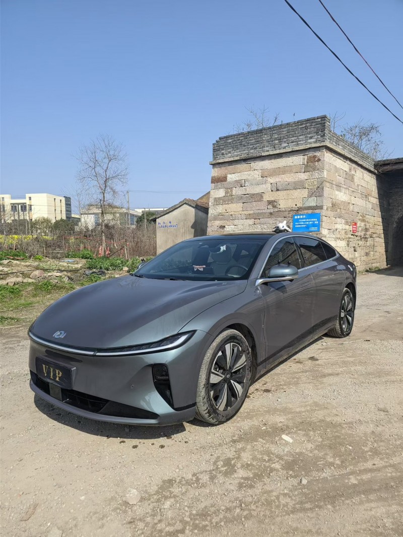 绍兴25年长安汽车启源2