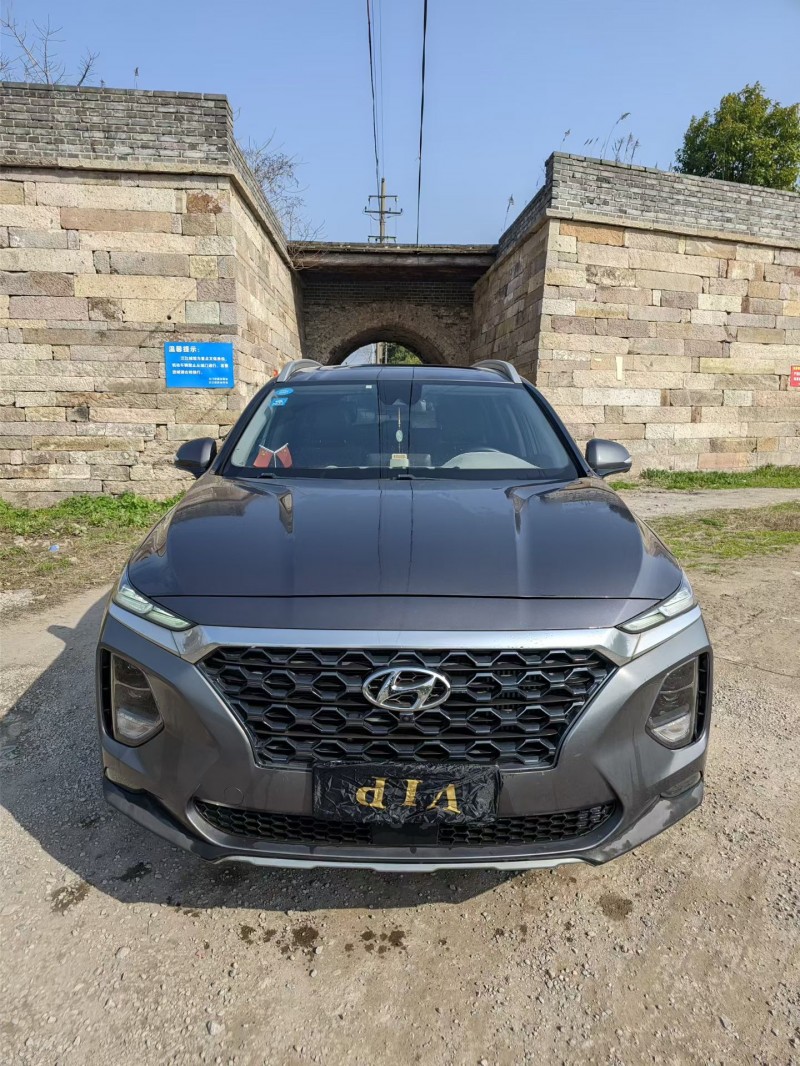 绍兴20年现代全新胜达1