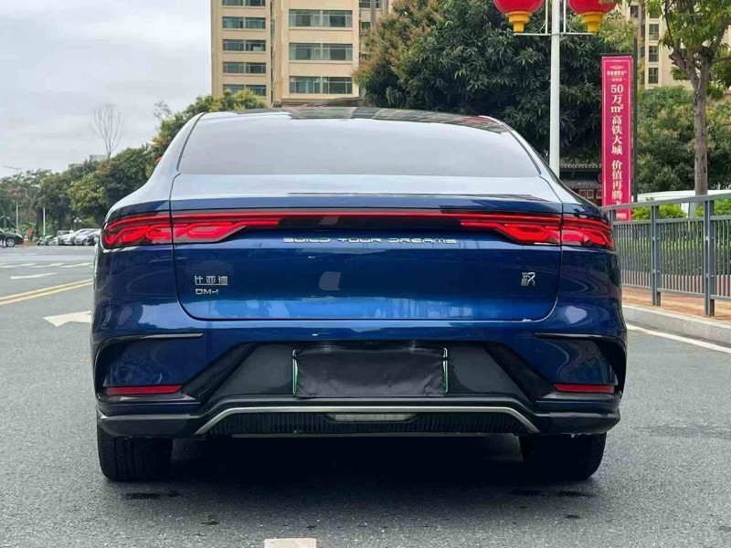 汕头22年比亚迪汉6