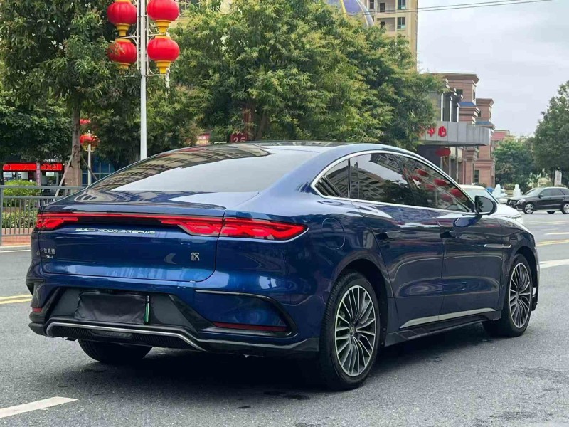 汕头22年比亚迪汉7