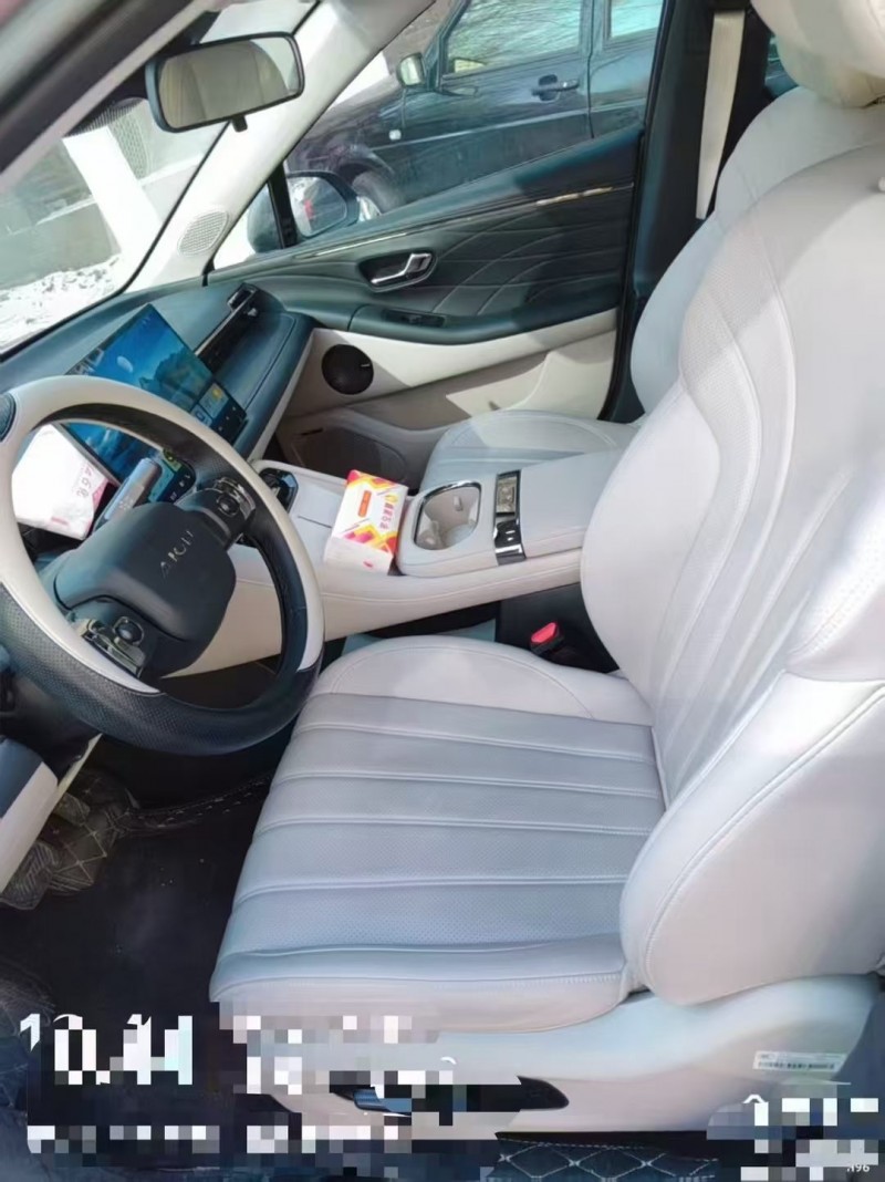 济源25年传祺埃安RT4