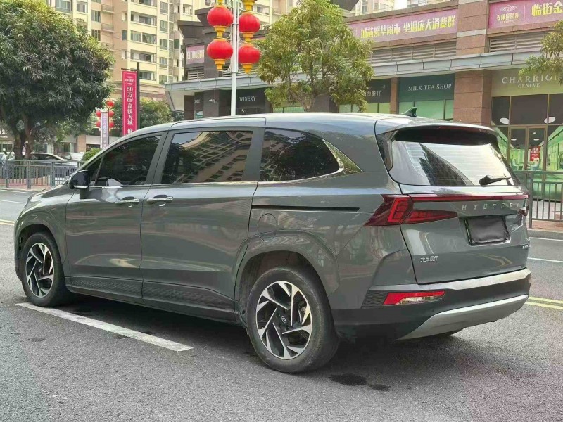 汕头23年现代库斯图7