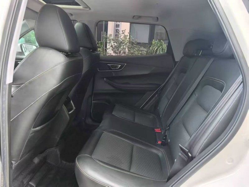 深圳20年奇瑞瑞虎3