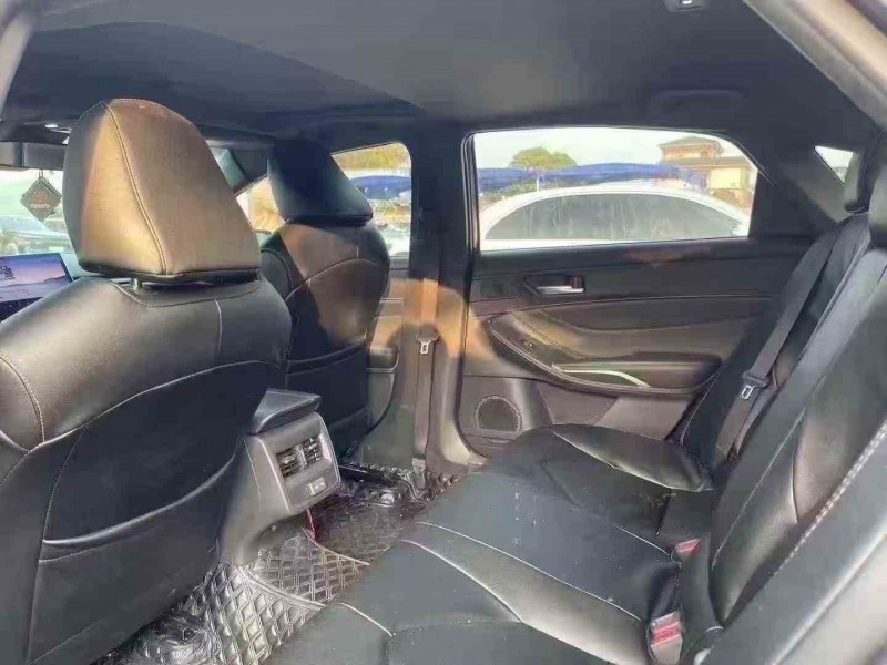 湛江25年丰田亚洲龙5