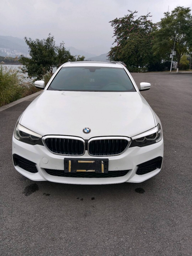 宁波18年宝马5系1