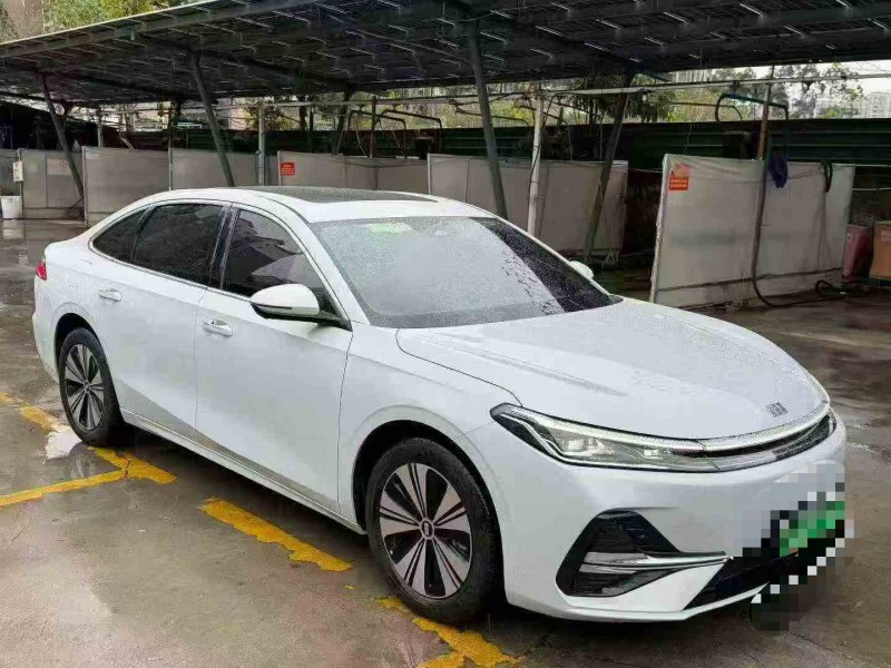 汕头25年吉利银河2