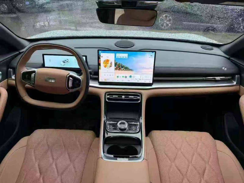 汕头25年吉利银河5