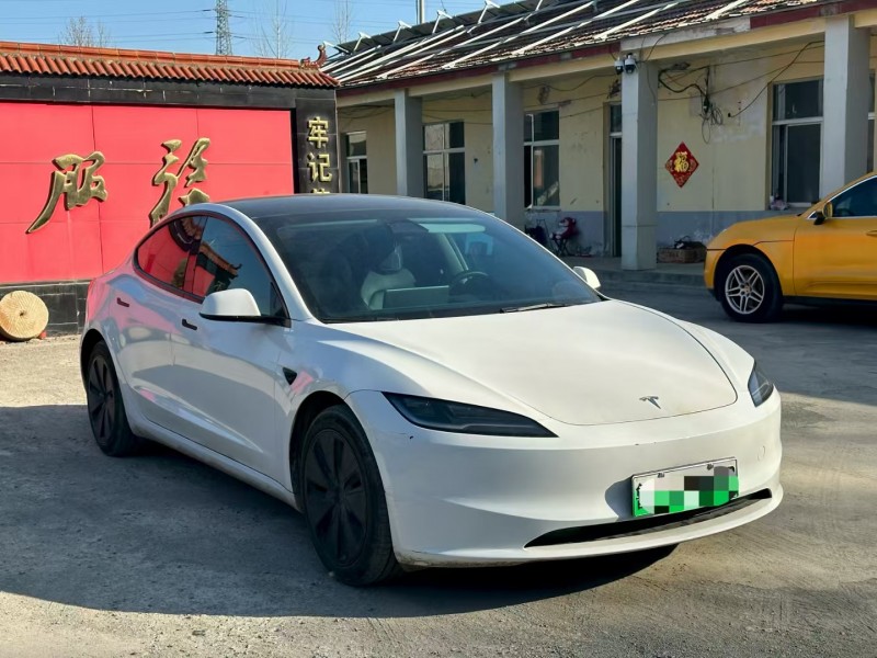 淄博24年特斯拉MODEL 33