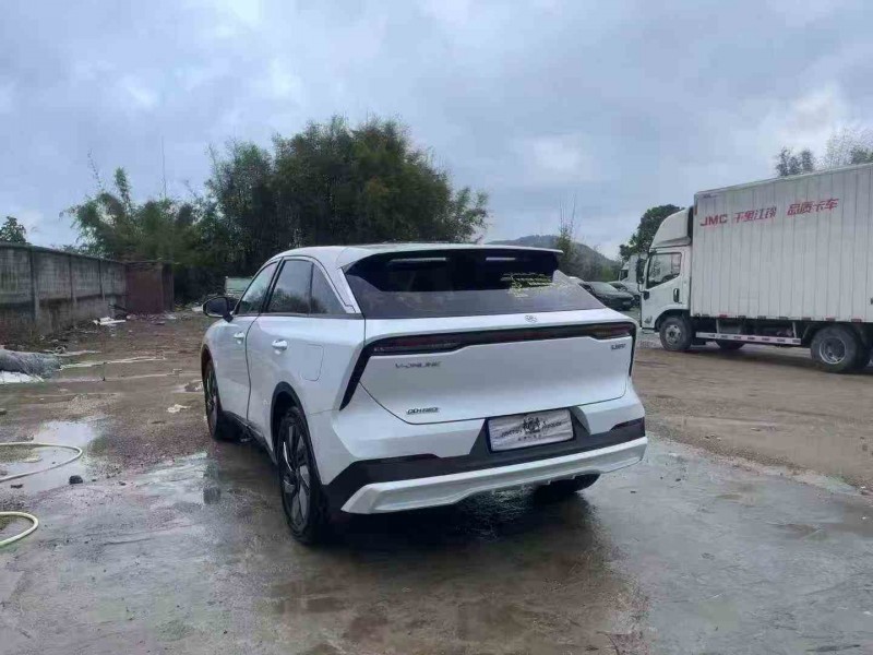 汕头25年启辰大V8