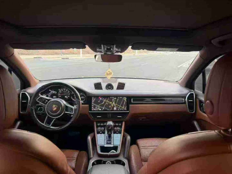 石家庄21年保时捷卡宴8