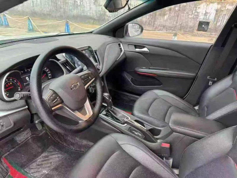 菏泽19年雪佛兰科鲁泽4