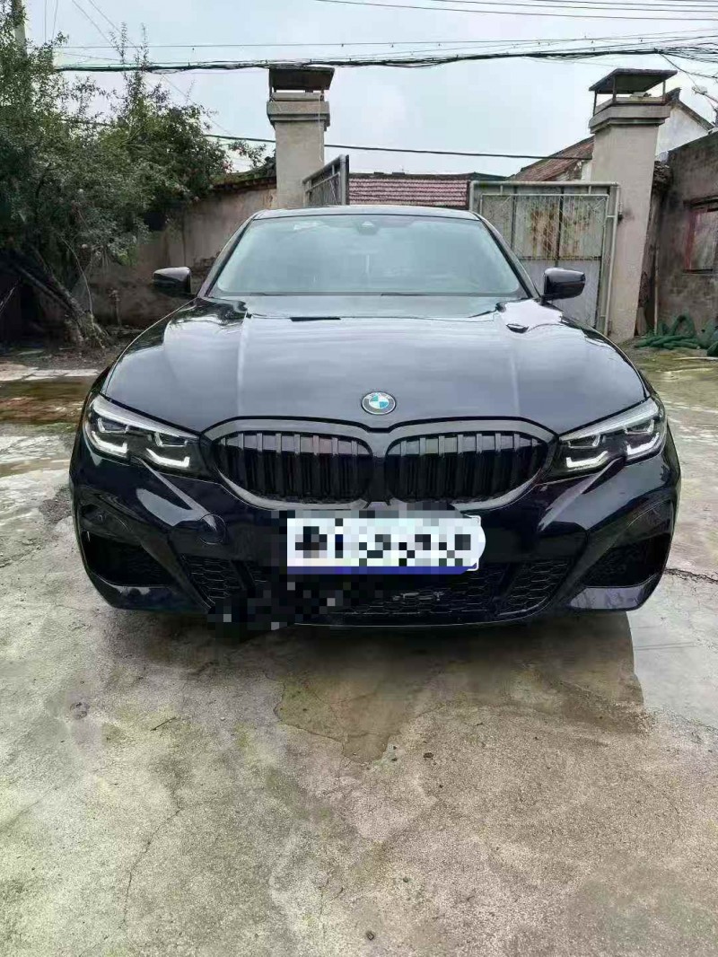 菏泽22年宝马3系1