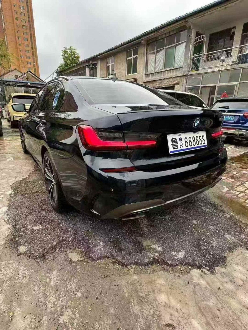 菏泽22年宝马3系6