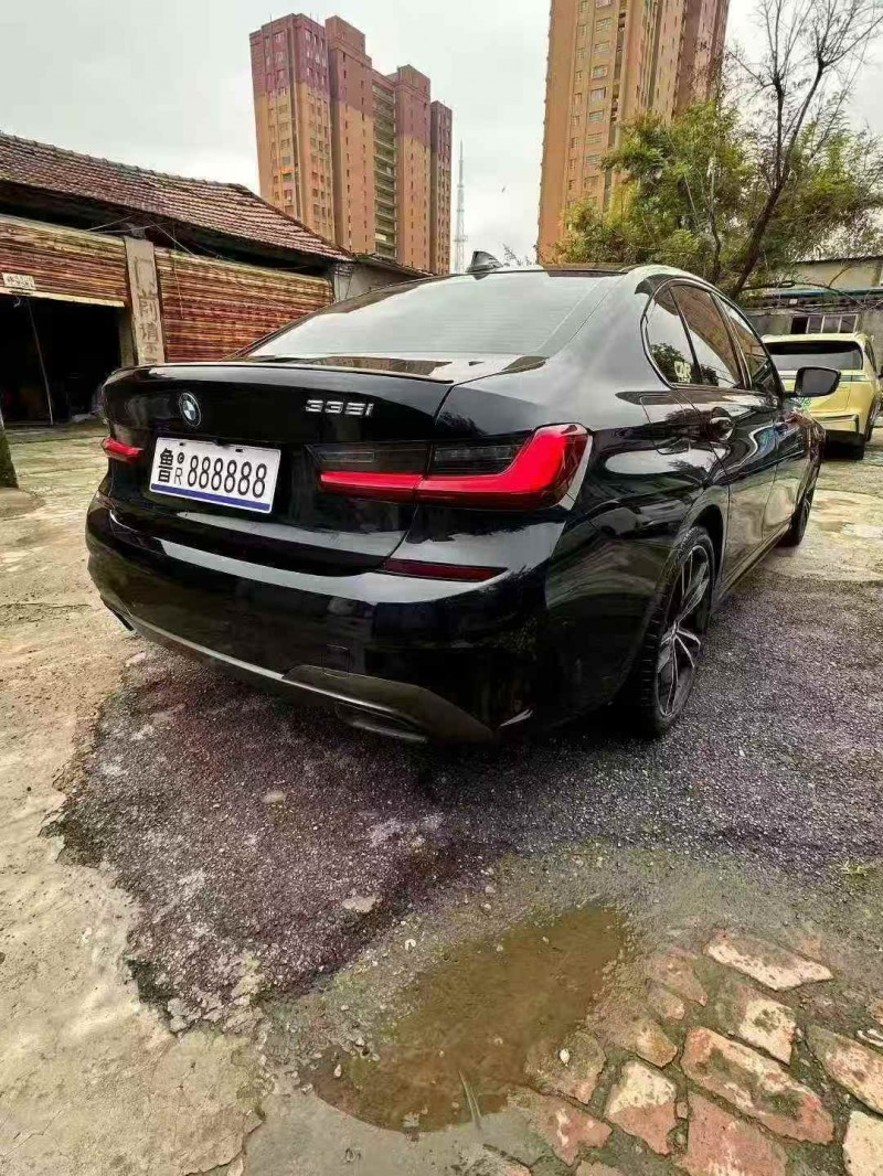 菏泽22年宝马3系7