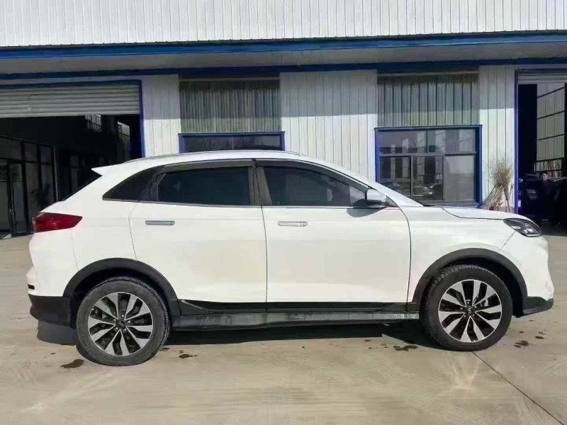 菏泽22年威马汽车EX-53