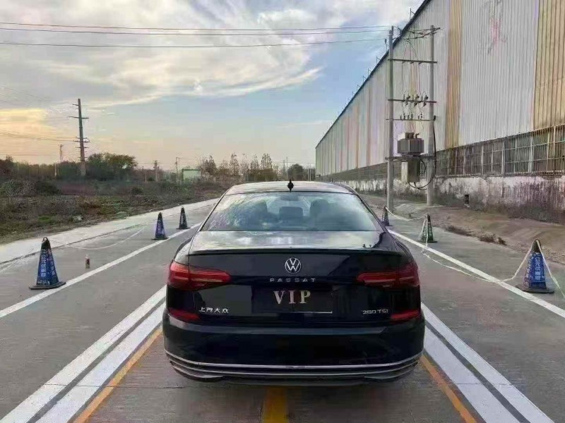 菏泽21年大众帕萨特8