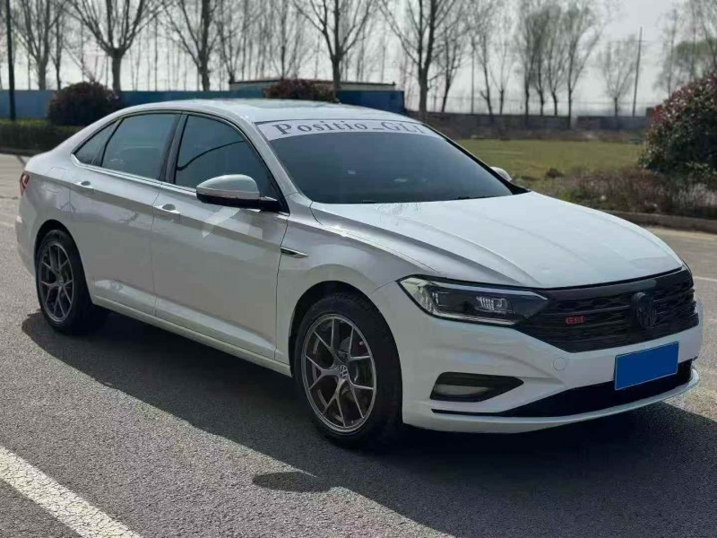 东营21年大众速腾2