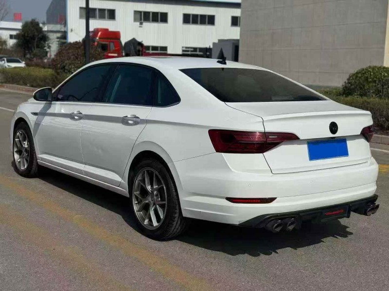 东营21年大众速腾8