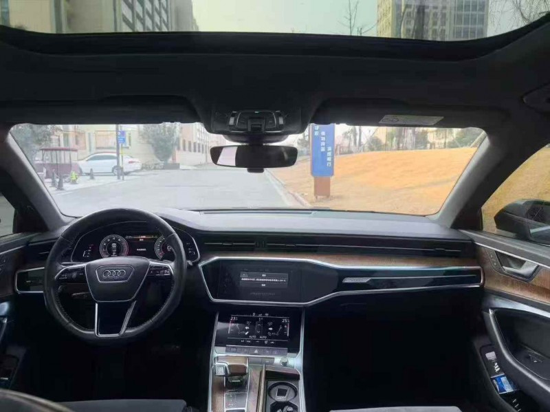 東營19年奧迪A6L4