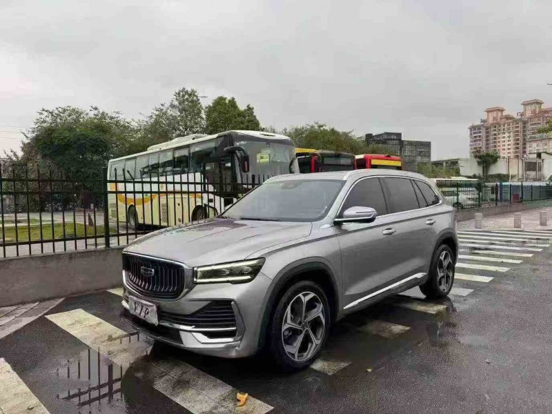 深圳22年吉利星越3