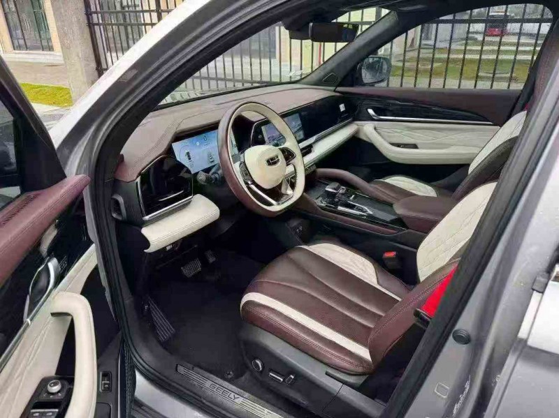 深圳22年吉利星越7