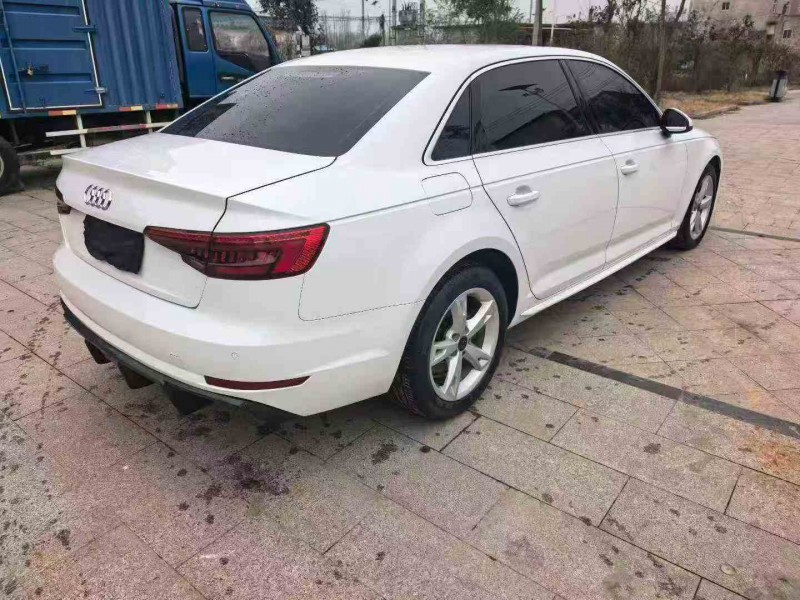 蚌埠17年奥迪A4L9