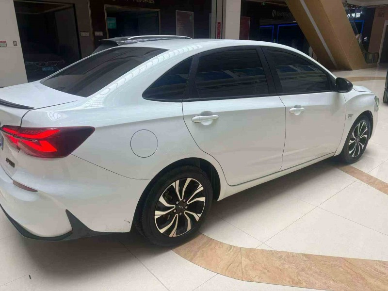 安慶20年雪佛蘭科魯澤5