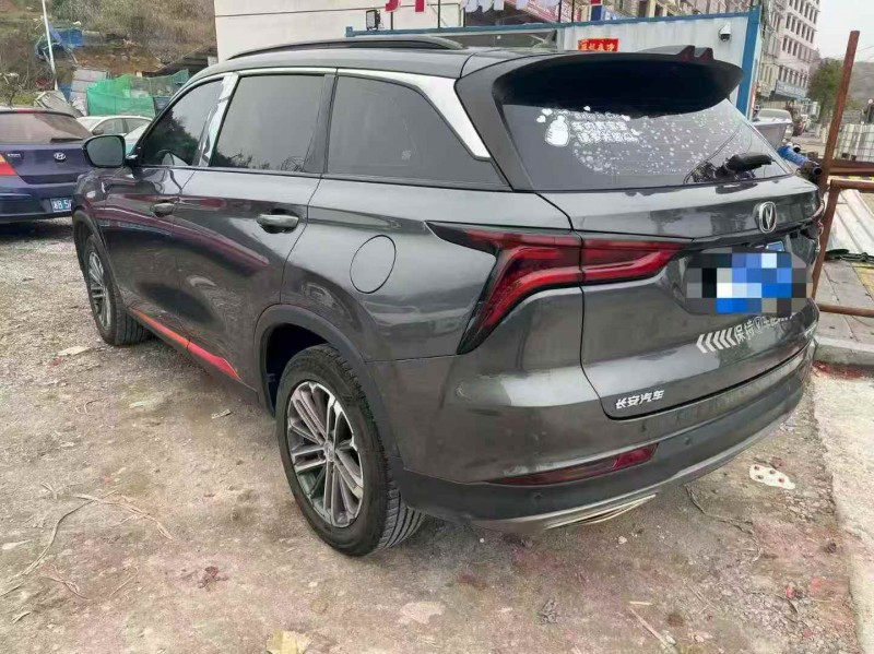 绍兴21年长安汽车CS759