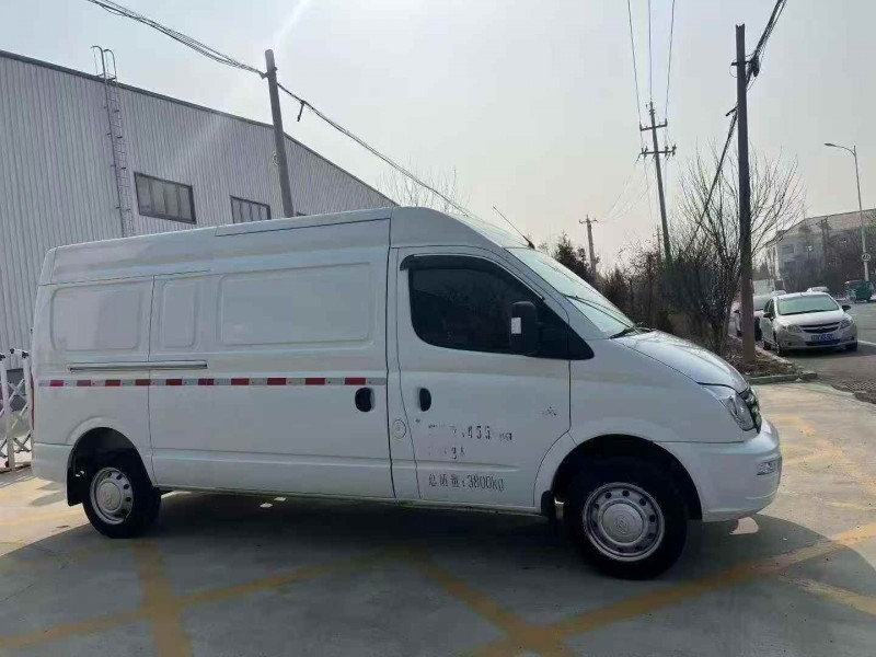 东营23年大通V802