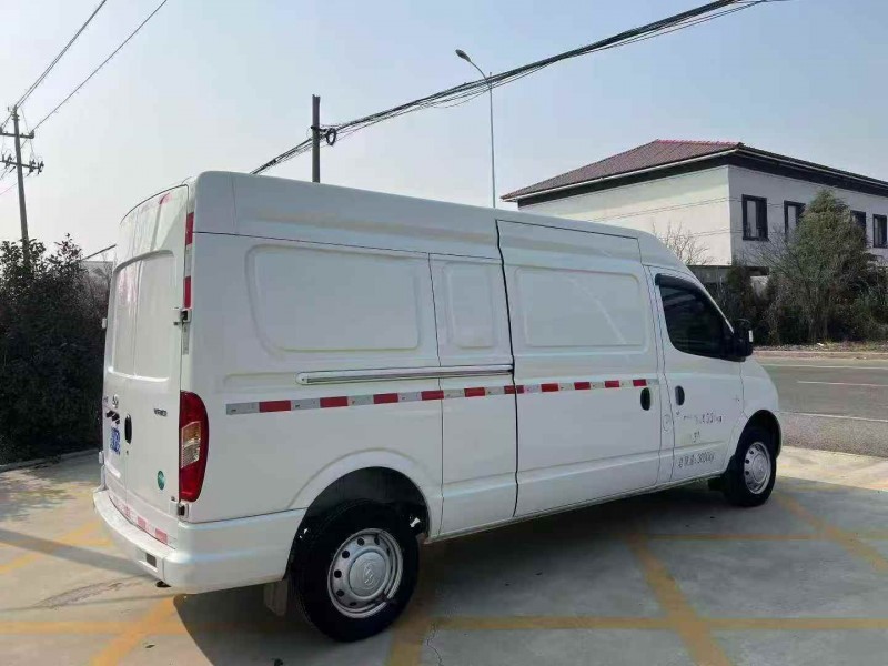 东营23年大通V808