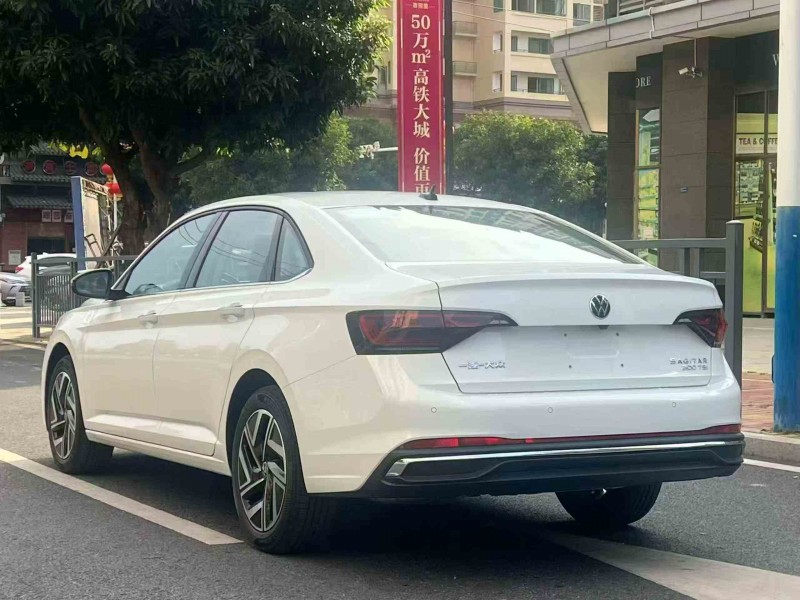 汕头26年大众速腾8