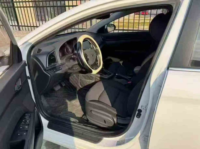 江門19年現代領動8