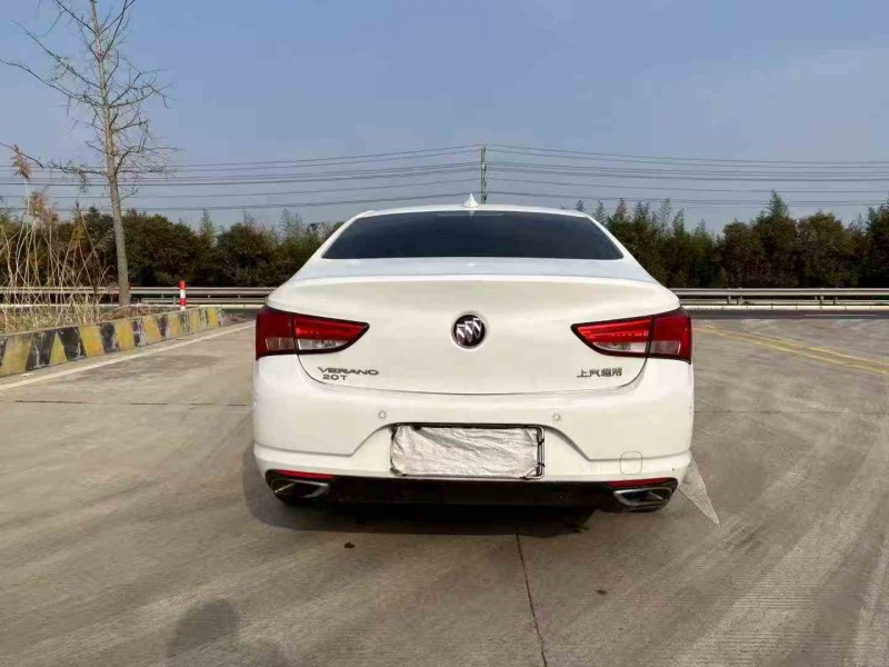 徐州18年別克威朗4