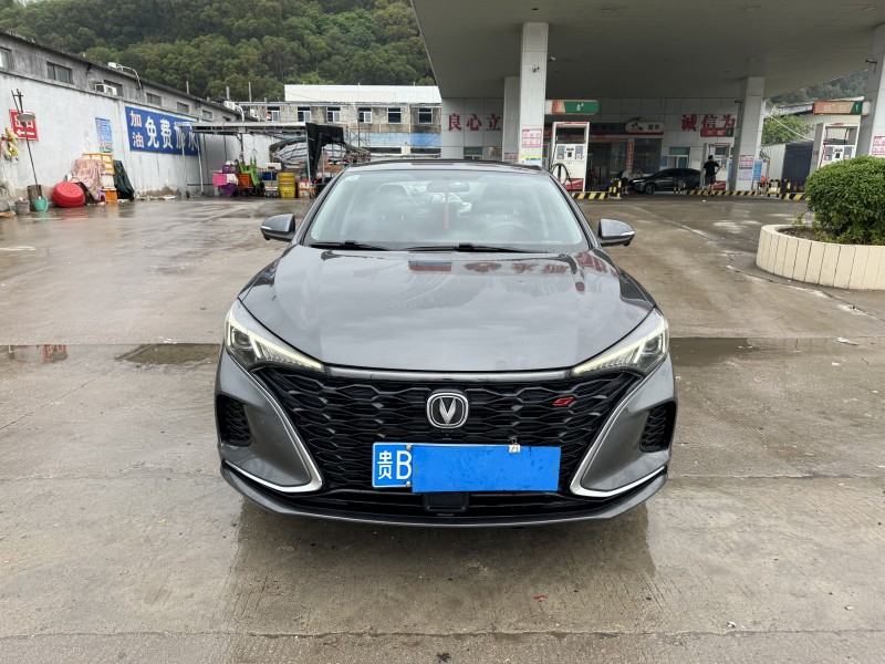 潮州21年長安汽車逸動1