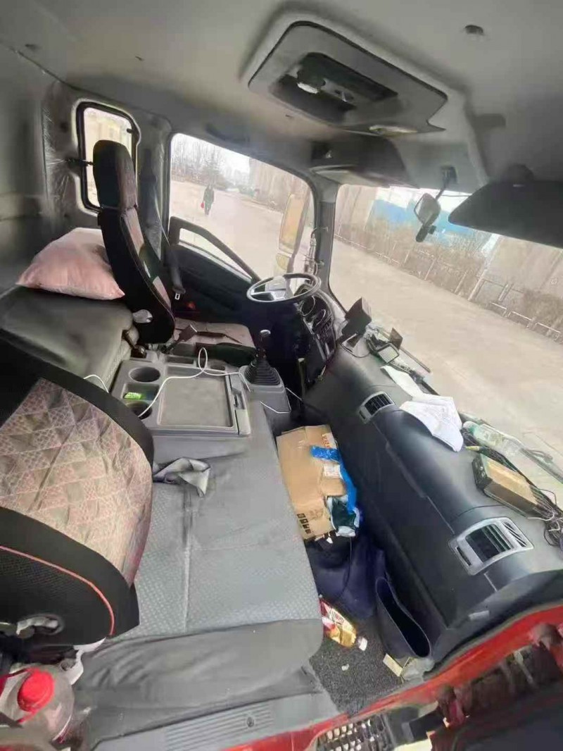 濰坊18年卡車系列重汽豪沃4