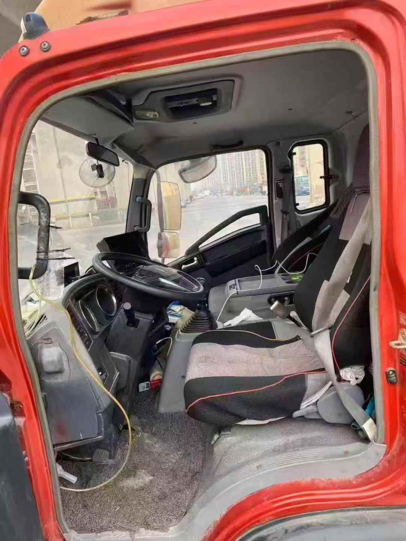 濰坊18年卡車系列重汽豪沃5