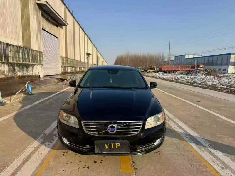 菏泽14年沃尔沃S80L1