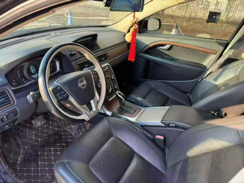 菏泽14年沃尔沃S80L4