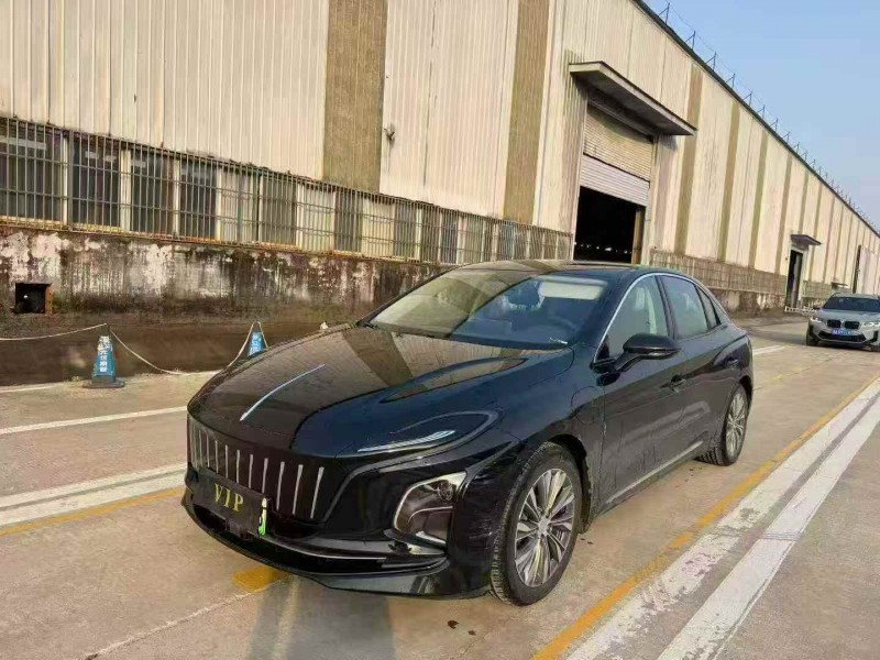 菏泽25年红旗E-QM52