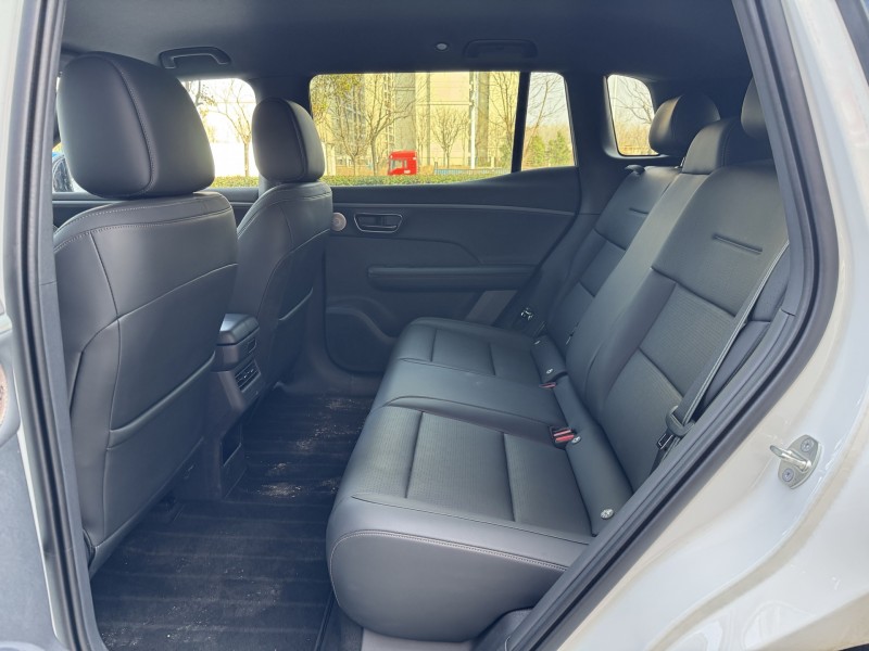 濟寧25年豐田鉑智6