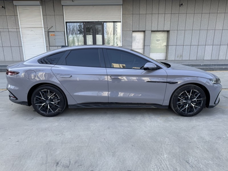 濟寧25年比亞迪漢8