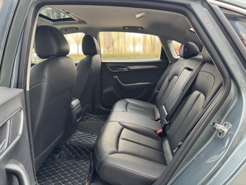 济宁17年荣威i64