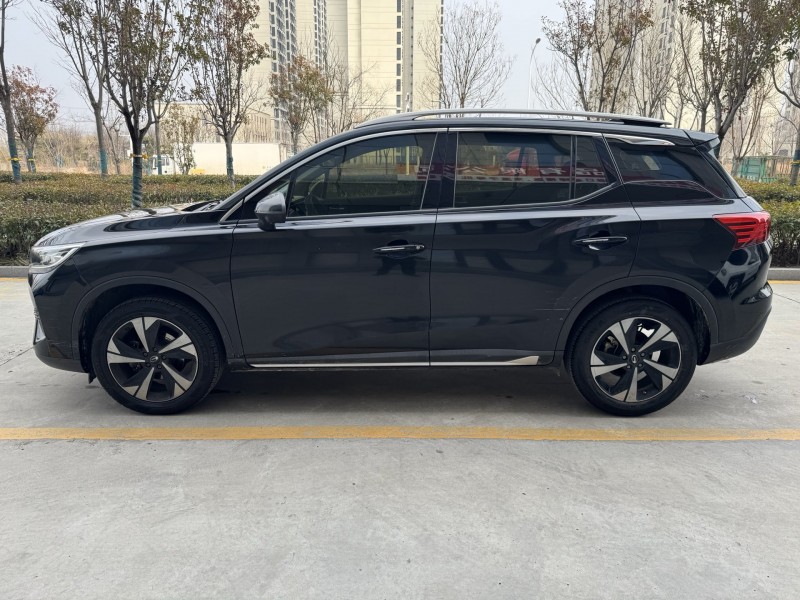 济宁22年传祺GS47