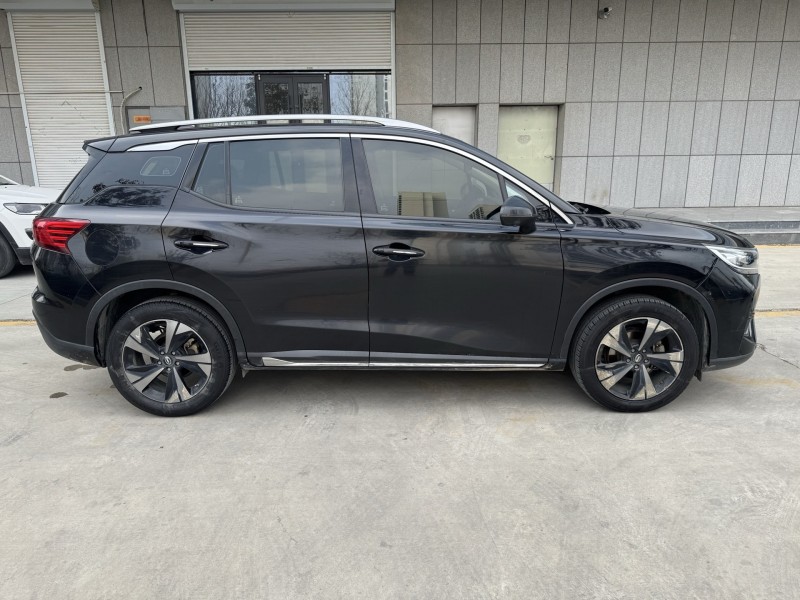 济宁22年传祺GS48