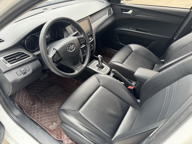 济宁21年奔腾B306