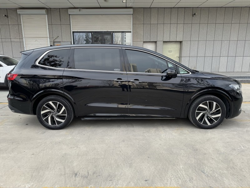 济宁24年大众威然8